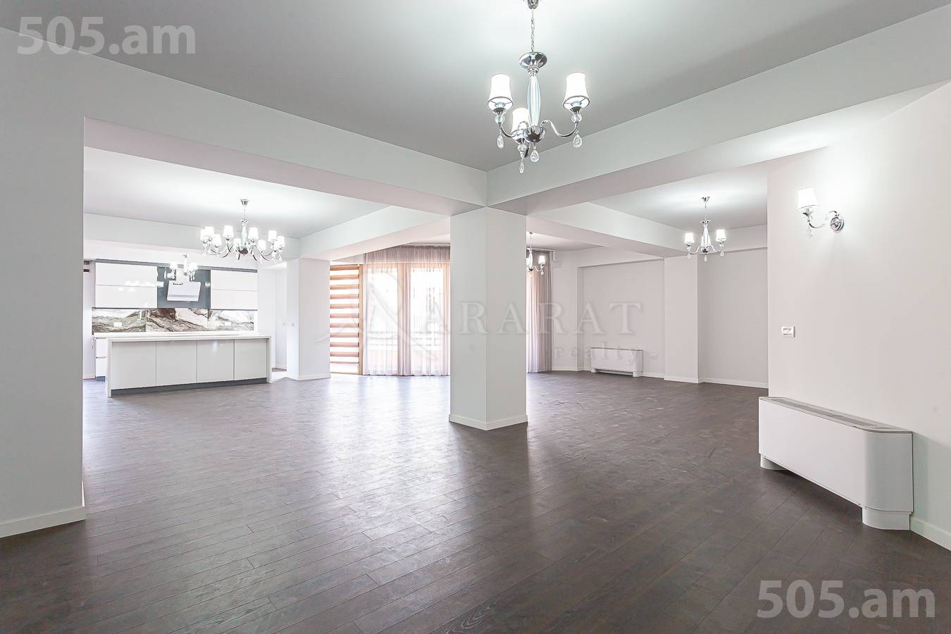 Снять 5 комнатную квартиру Лео ул, Центр Ереван, 153028