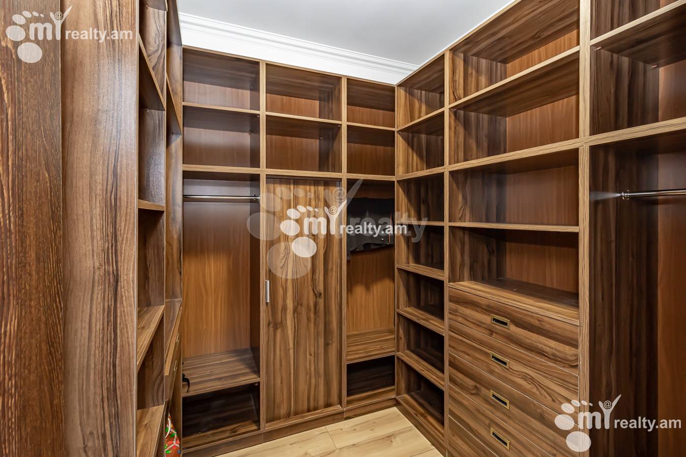 4 bedroom apartment for sale Xanzadyan St, Nork-Marasch Yerevan, 145946