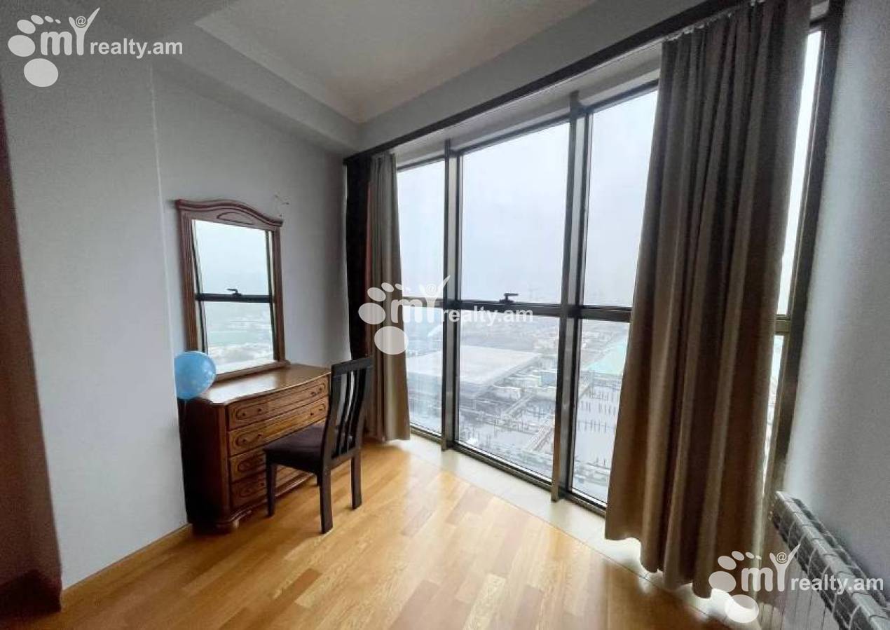 Снять 3 комнатную квартиру Цицернакаберд шоссе, Центр Ереван, 150370