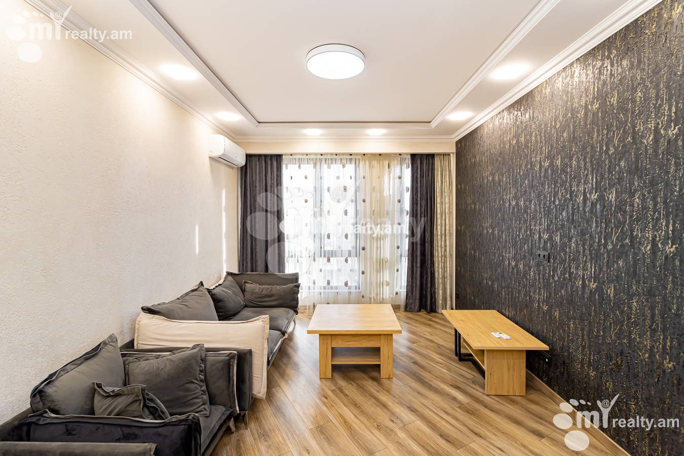 Купить 2 комнатную квартиру Антараин ул, Центр Ереван, 149093