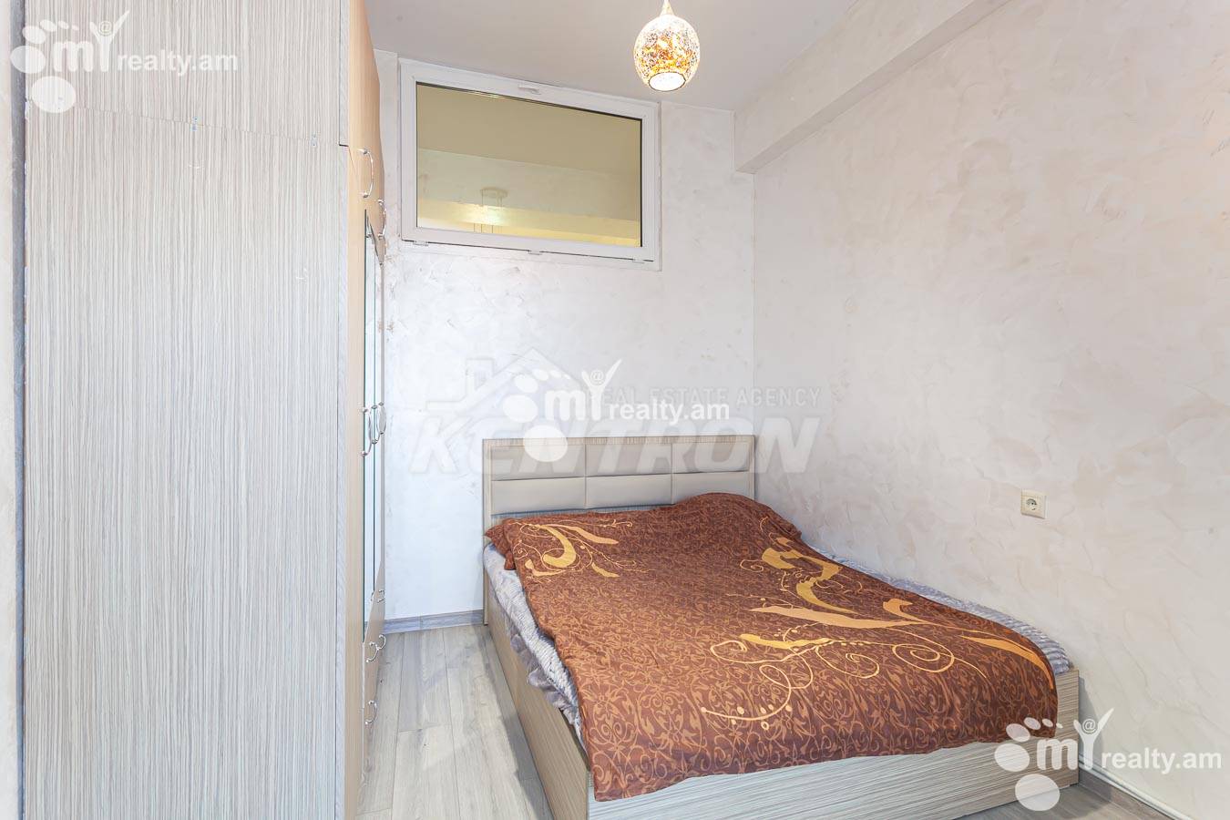 3 սենյականոց բնակարան  Նալբանդյան փող, Կենտրոն Երևան, 135466