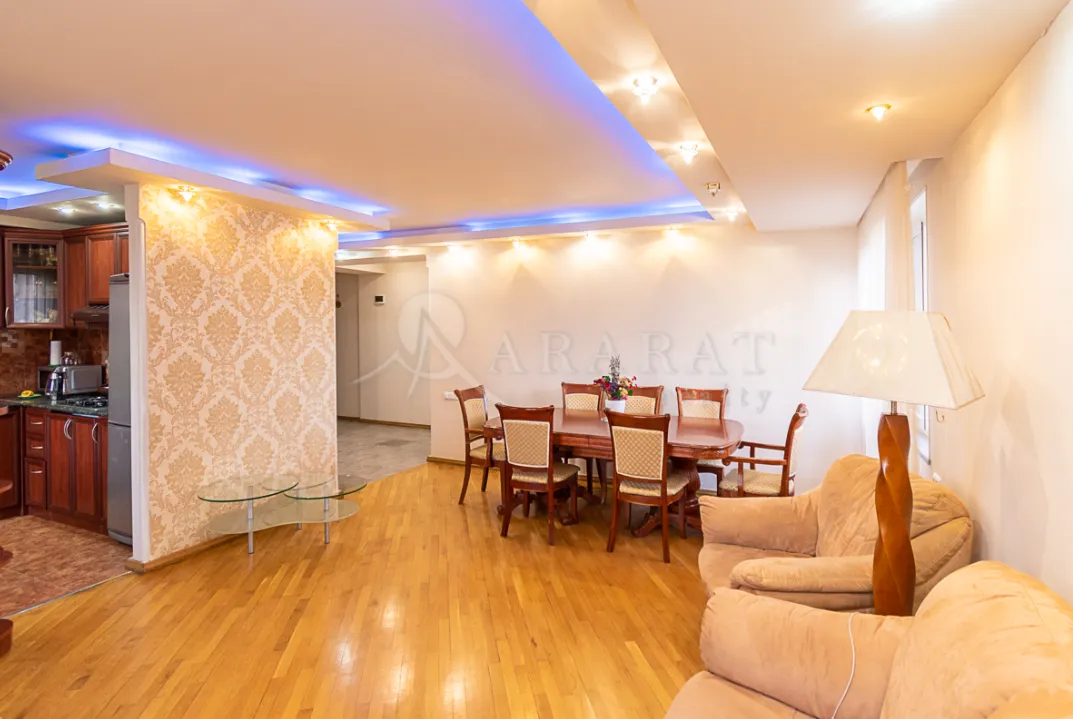 3 bedroom apartment for sale Davtashen 4 district, Davtachène Yerevan, 160362