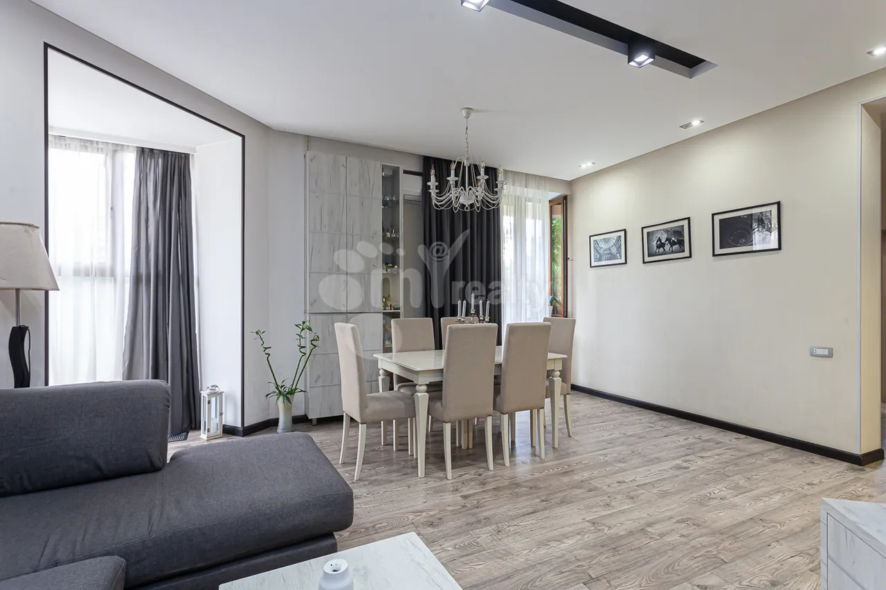 4 bedroom apartment for sale Ler. Kamsar St, Center Yerevan, 160740