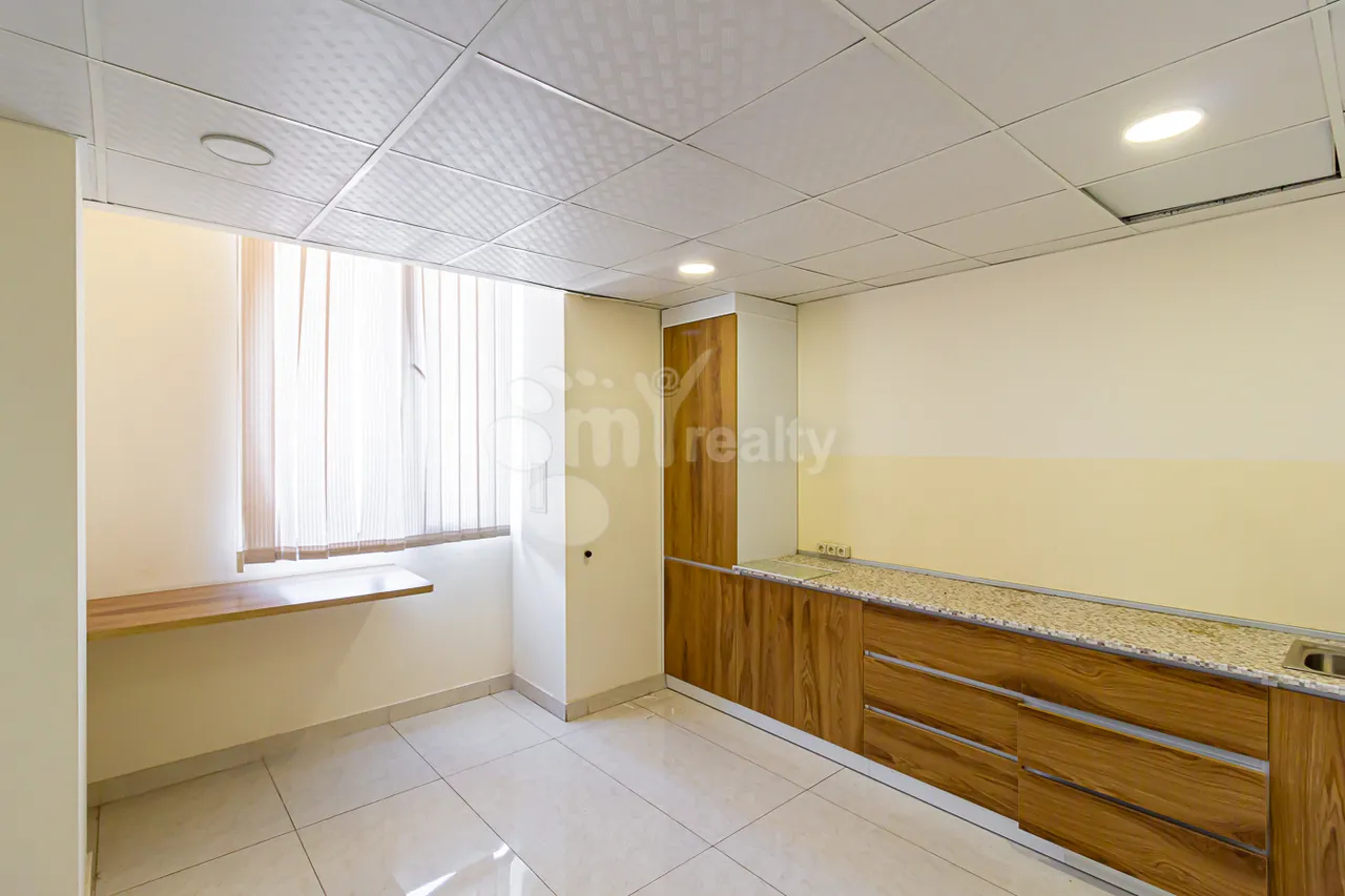 Կոմերցիոն տարածք վարձով Թերլեմեզյան փող, Աջափնյակ Երևան, 158940