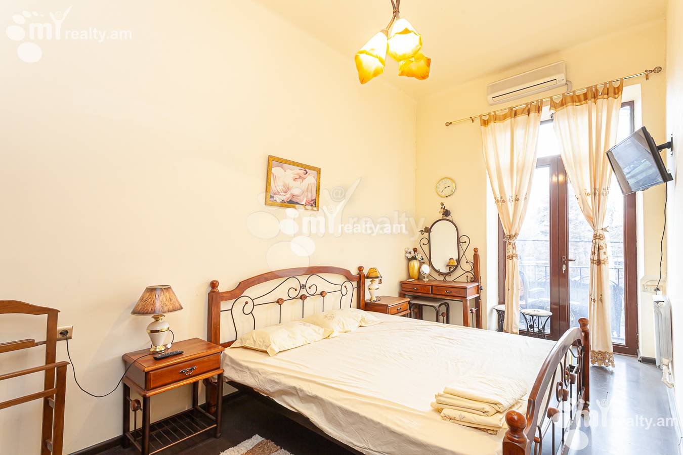 Снять 3 комнатную квартиру Саят-Нова пр, Центр Ереван, 152093