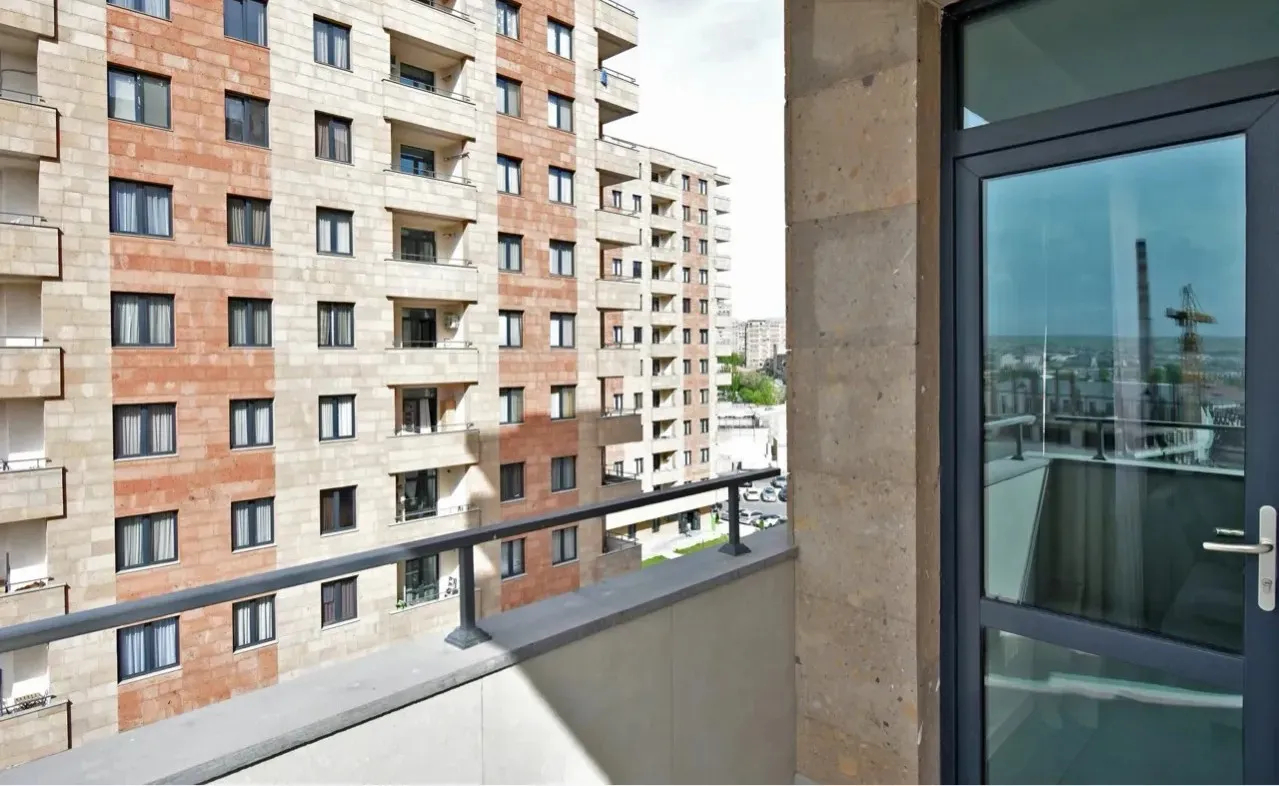 3 bedroom apartment for sale N. Tigranyan dead end, Arabkir Yerevan, 159271