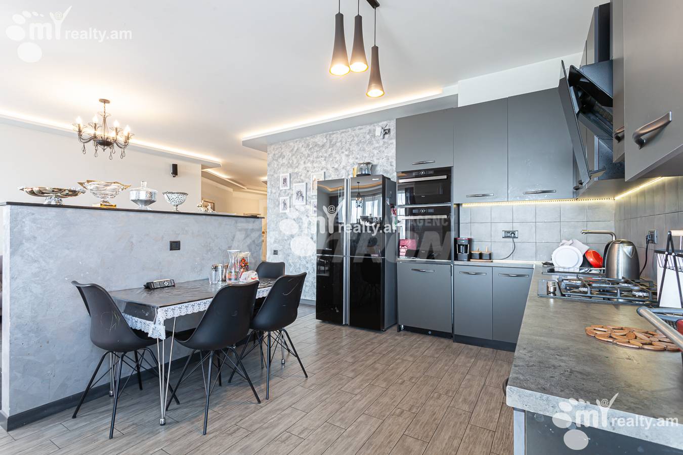 3 bedroom apartment for sale Sevak St, Kanaqer-Zeytun Yerevan, 156138