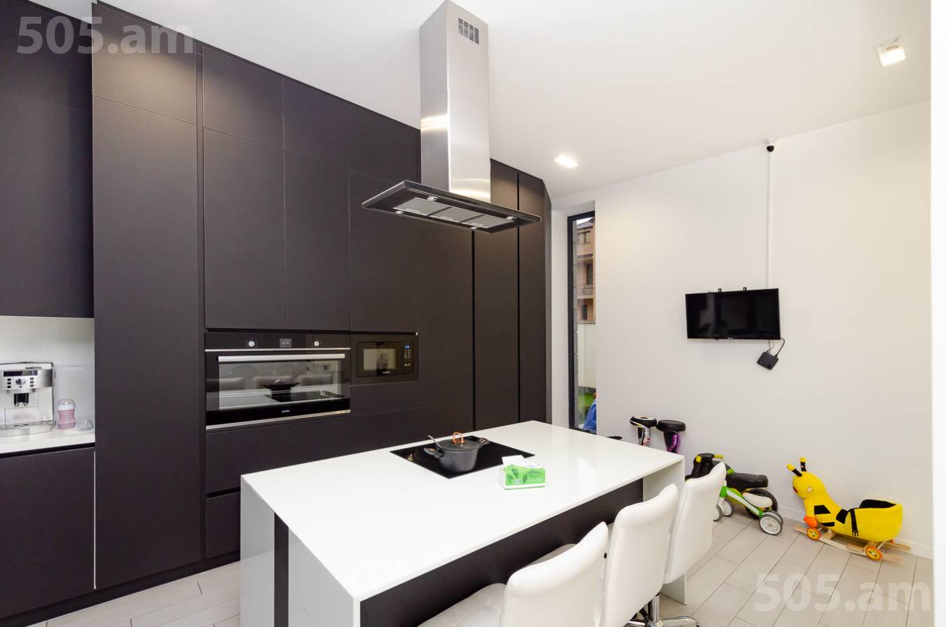 Купить дом Дзор 2 район, Давташен Ереван, 150261