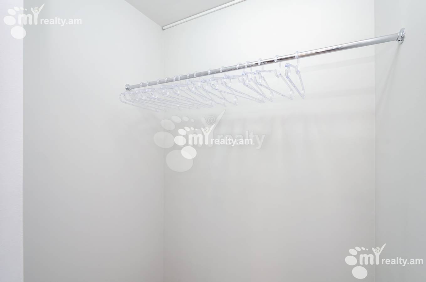 Commercial property for rent Arshakunyats Ave, Center Yerevan, 151549