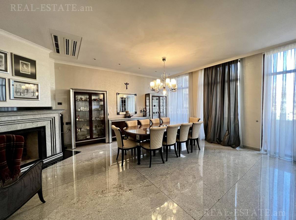 4 bedroom apartment for sale Northern (Hyusisayin)  Ave, Center Yerevan, 119236