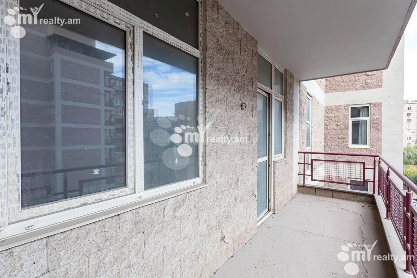 3 bedroom apartment for sale Rostom St, Center Yerevan, 156517