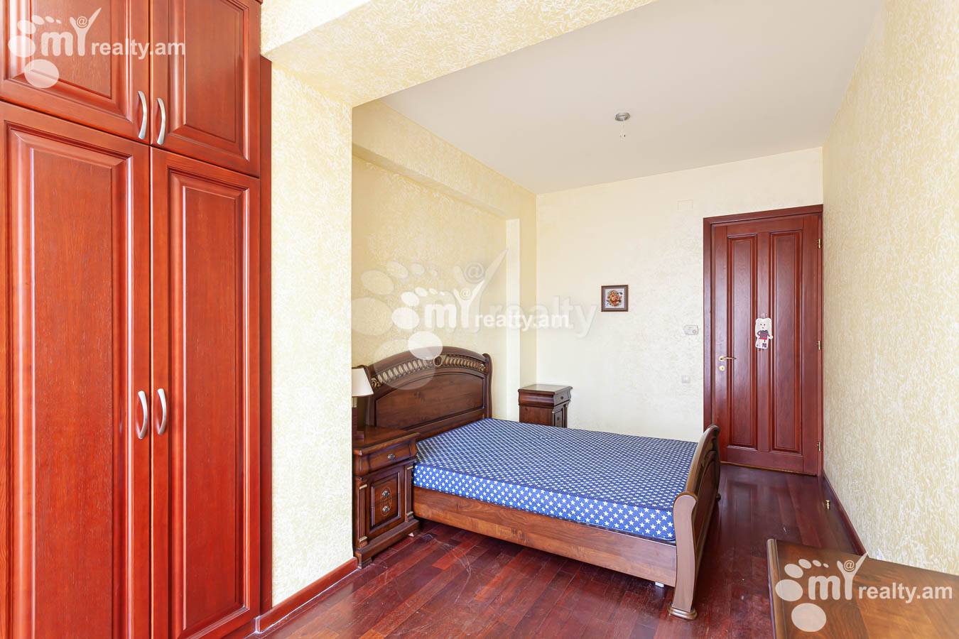 3 bedroom apartment for rent Northern (Hyusisayin)  Ave, Center Yerevan, 153005
