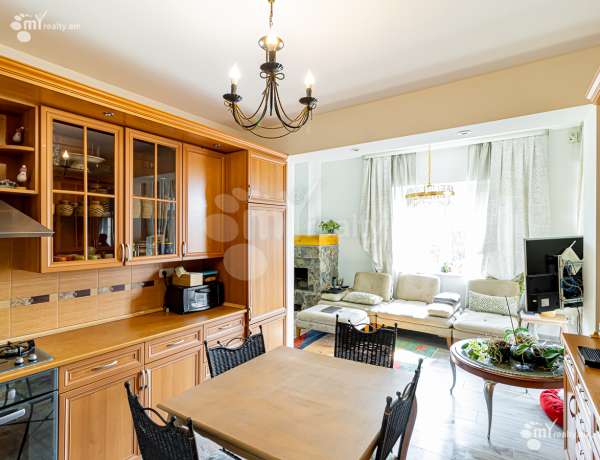 arandznatun-vardzakalutyun-Yerevan-Vahagni-district