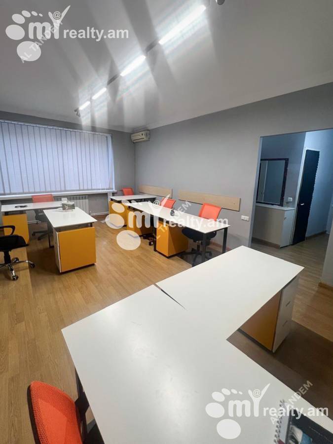 Commercial property for rent Mashtots Ave, Center Yerevan, 159420