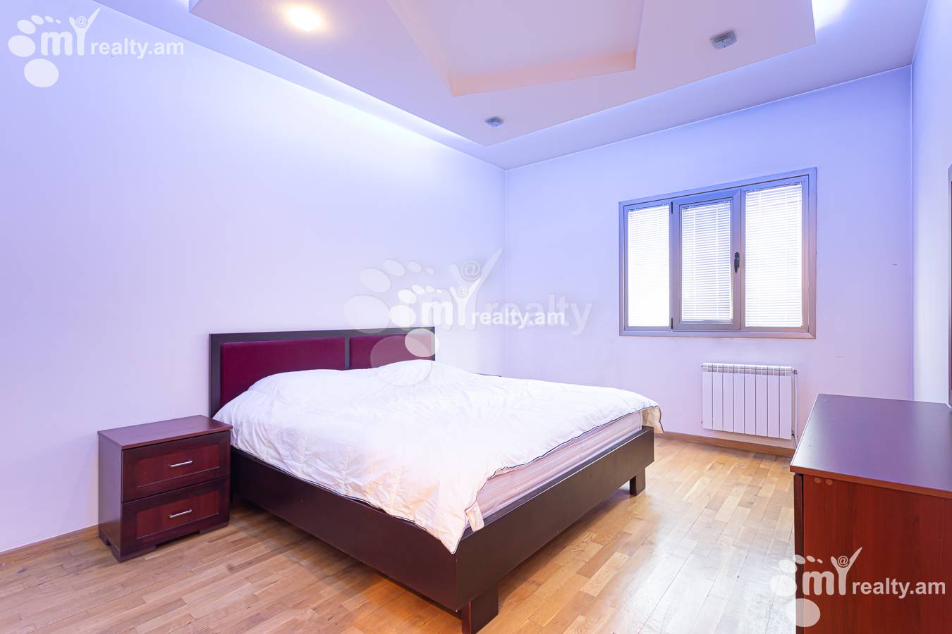 3 bedroom apartment for rent Antarayin St, Center Yerevan, 157000
