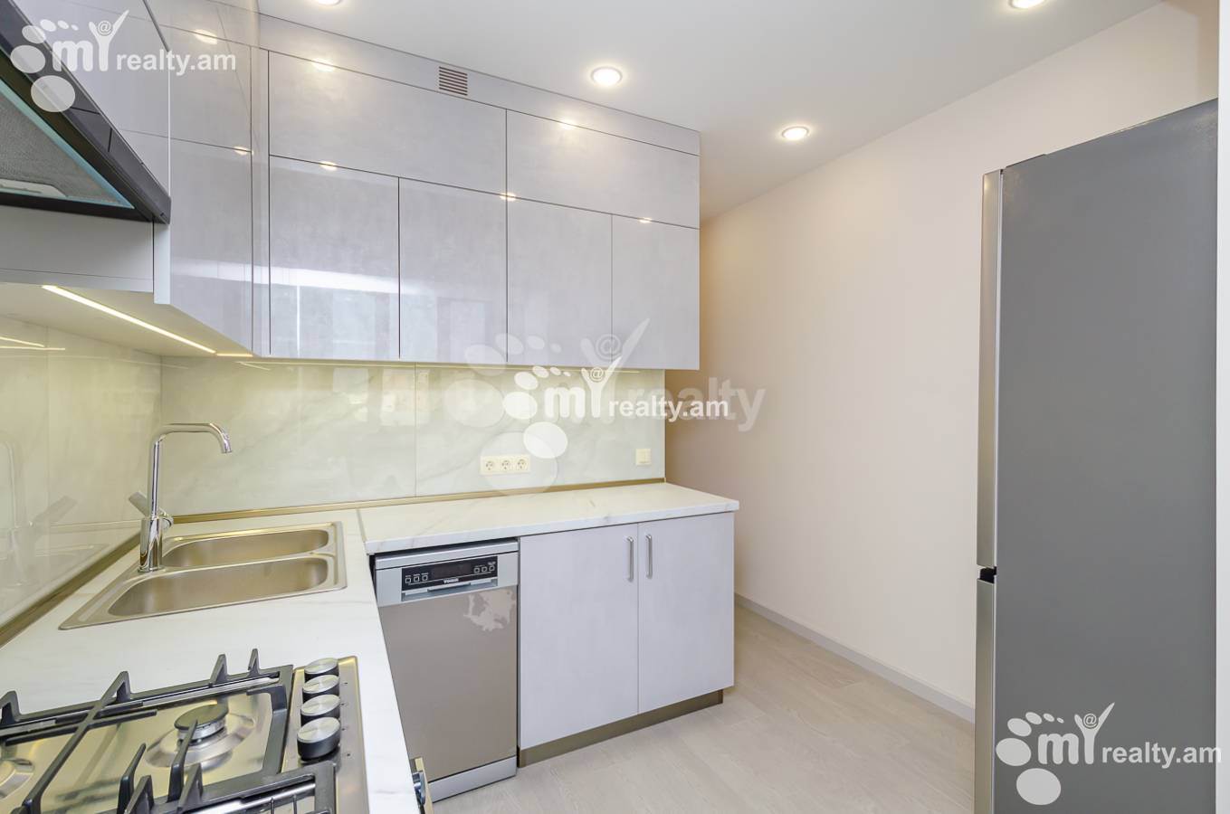 1 սենյականոց բնակարան վարձով Ա. Խաչատրյան փող, Արաբկիր Երևան, 156112