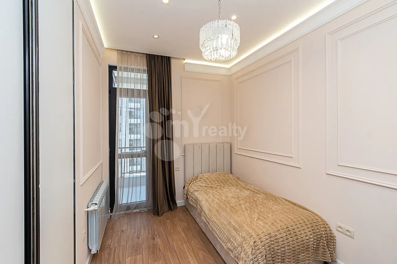 4 bedroom apartment for sale Arshakunyats Ave, Center Yerevan, 160978