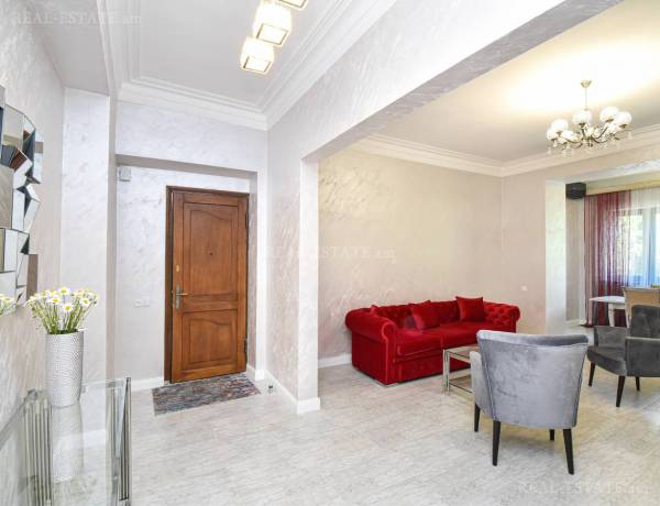 2-senyakanoc-bnakaran-vacharq-Yerevan-Center