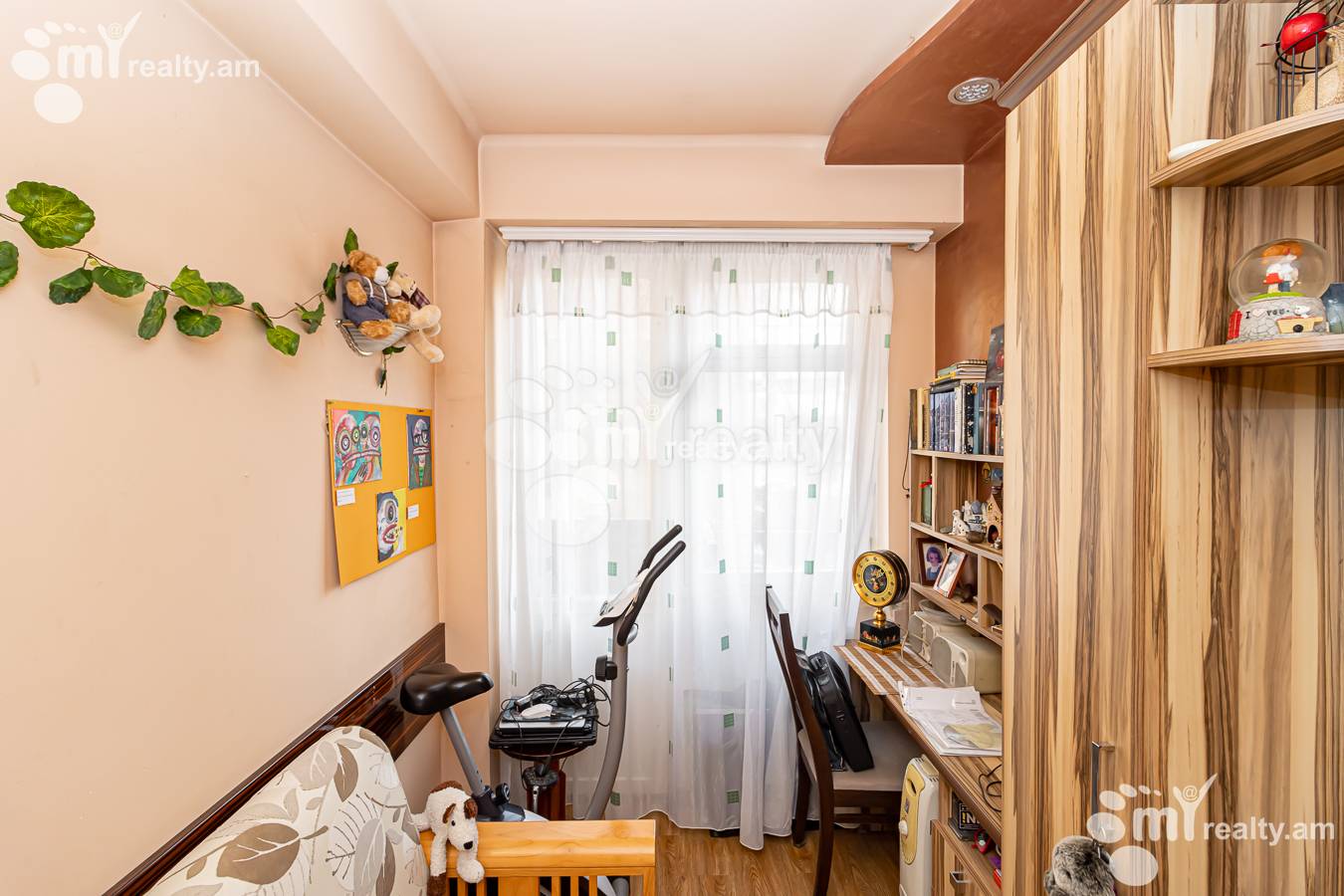 Купить 4 комнатную квартиру А. Хачатурян ул, Арабкир Ереван, 151519