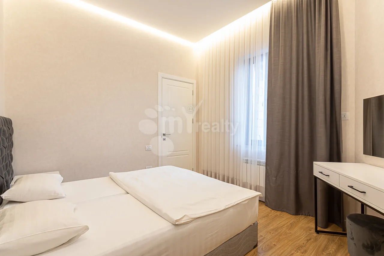 3 սենյականոց բնակարան  Արամի փող, Կենտրոն Երևան, 157227