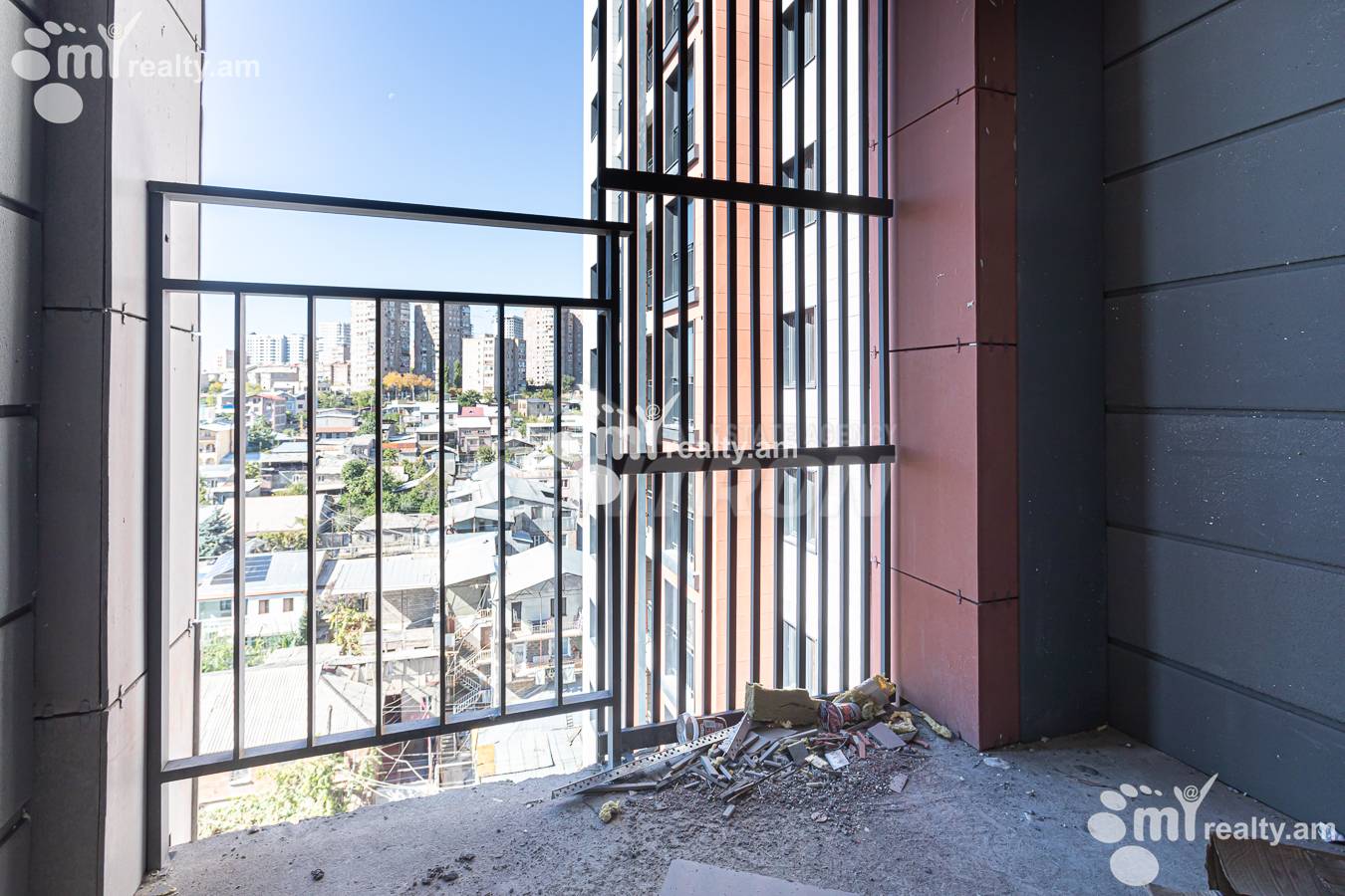 4 սենյականոց բնակարան  Էմինեսկու փող, Քանաքեռ-Զեյթուն Երևան, 157067