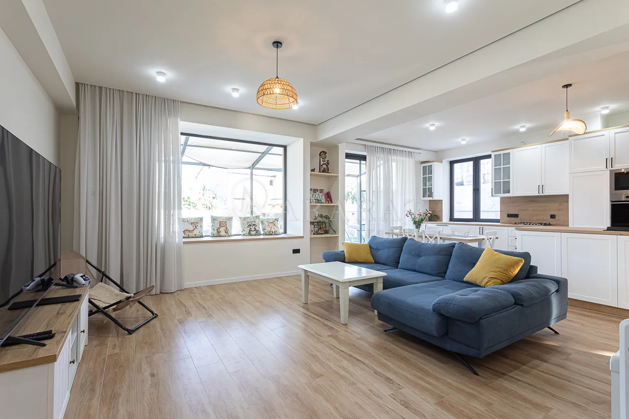 House for sale Paruyr Sevak dis., Avan Yerevan, 158078