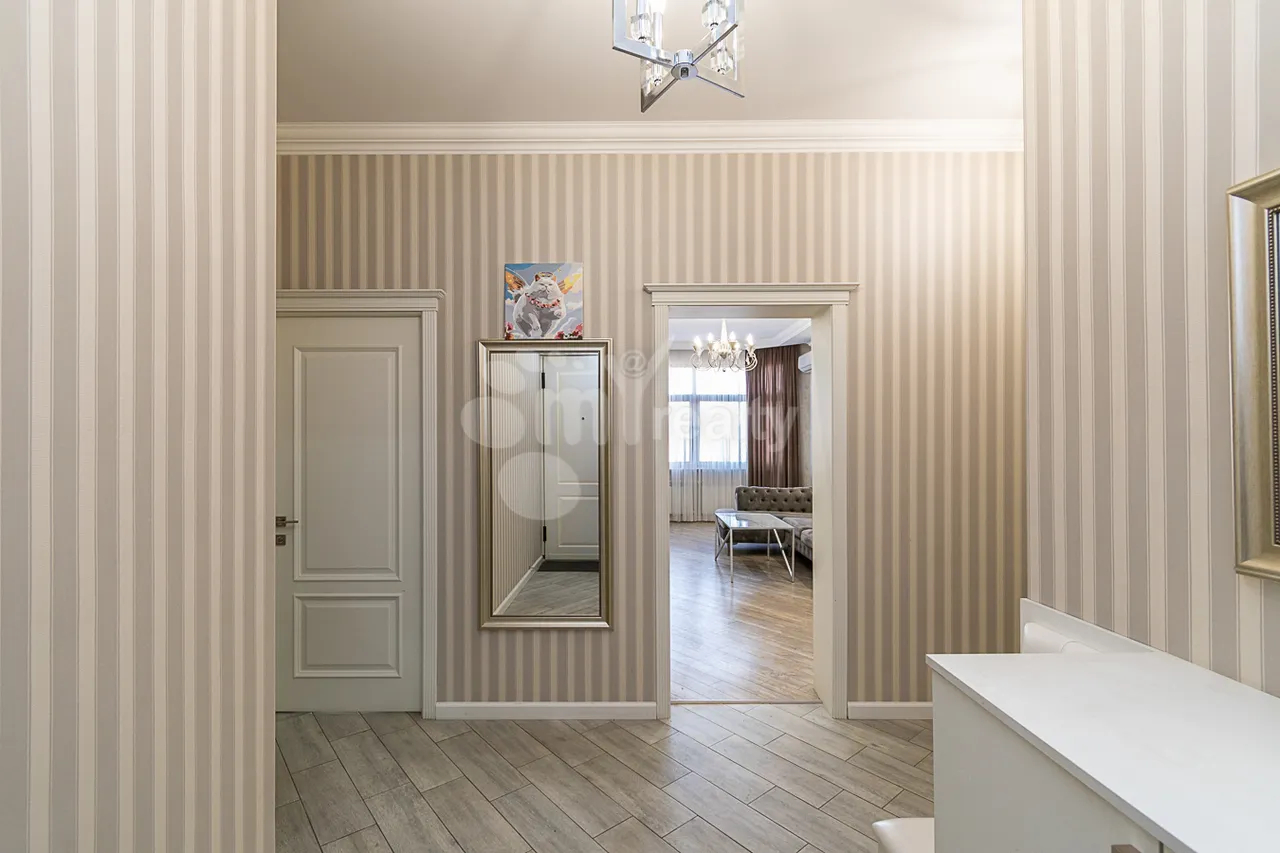 2 սենյականոց բնակարան  Վ.Փափազյան փող, Արաբկիր Երևան, 159652