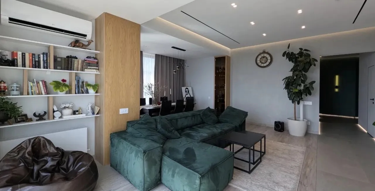 3 սենյականոց բնակարան  Կ. Ուլնեցու փող., Քանաքեռ-Զեյթուն Երևան, 158887