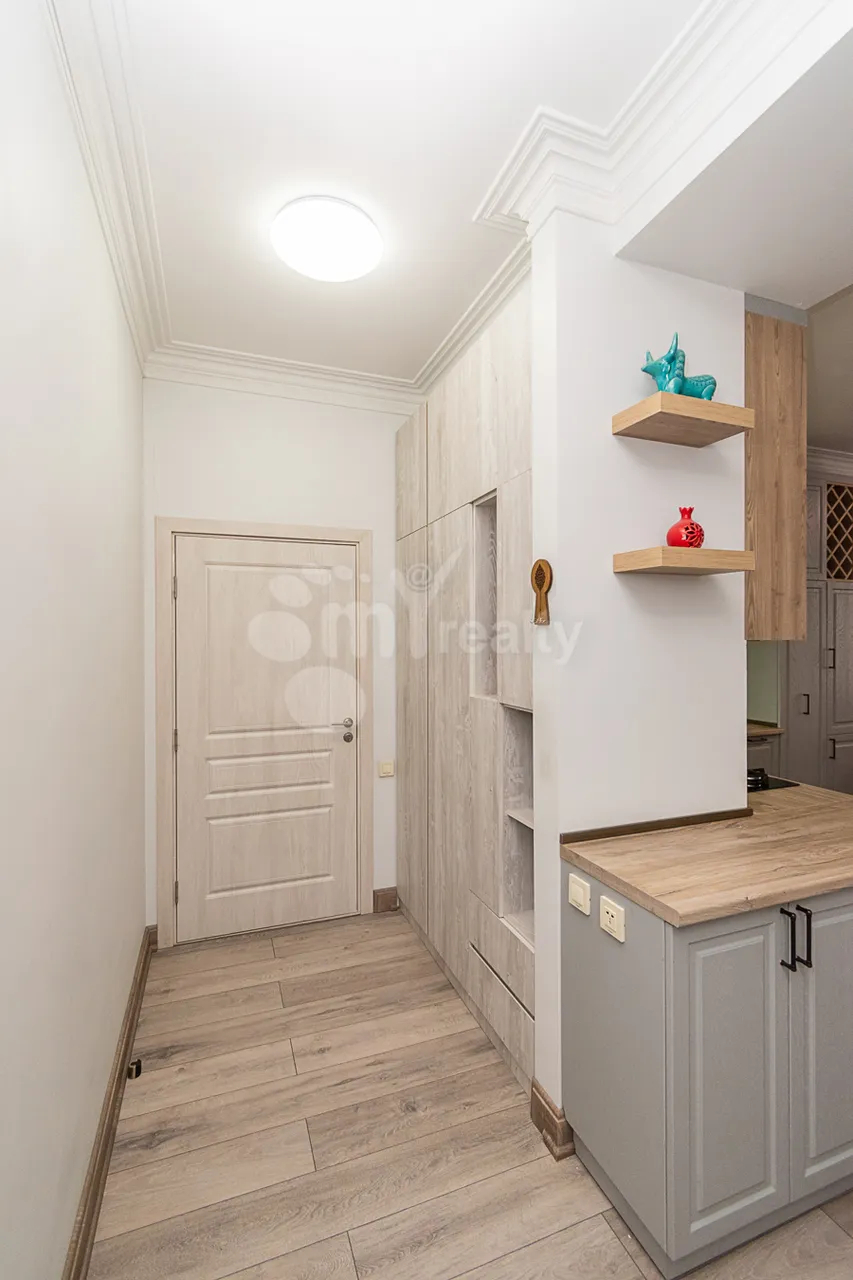 3 bedroom apartment for sale Antarayin, Rue Leonid Azgaldyan, Center Yerevan, 160270