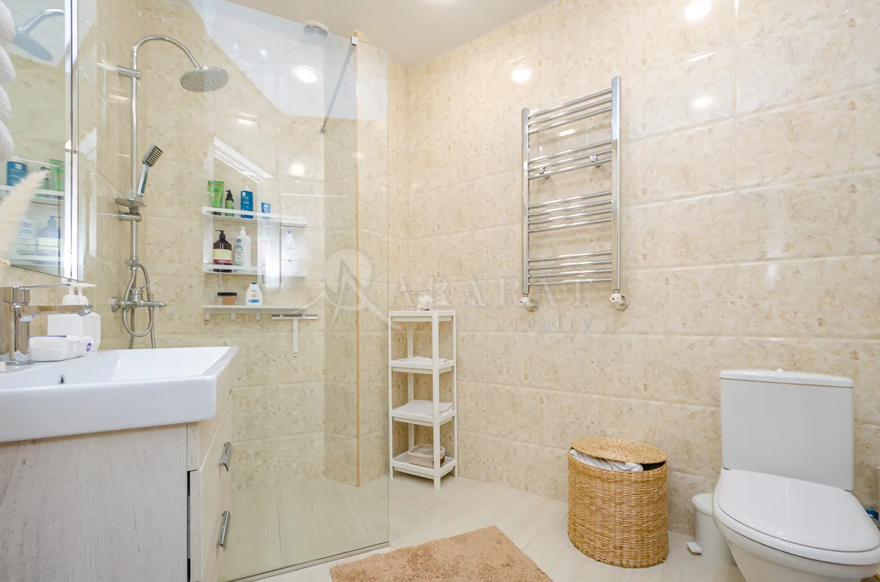 3 bedroom apartment for sale Adonts St, Arabkir Yerevan, 157863