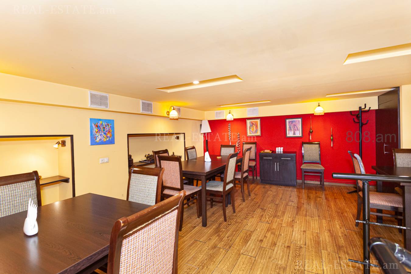 Commercial property for sale Zakyan St, Center Yerevan, 128002