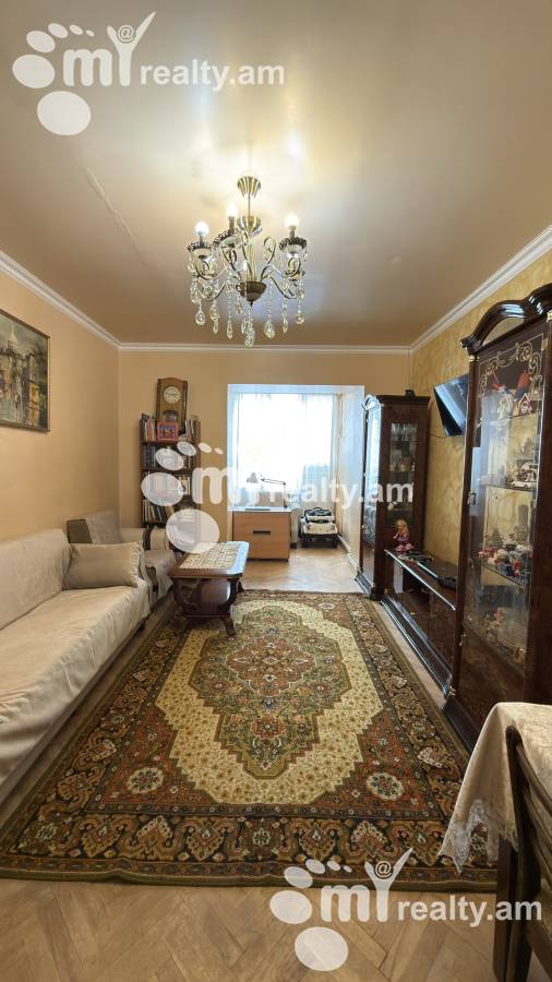 Купить 3 комнатную квартиру Закян ул, Центр Ереван, 159075