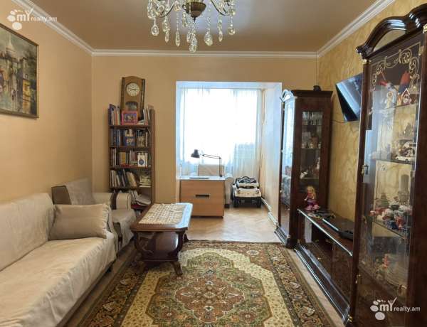 3-senyakanoc-bnakaran-vacharq-Yerevan-Center