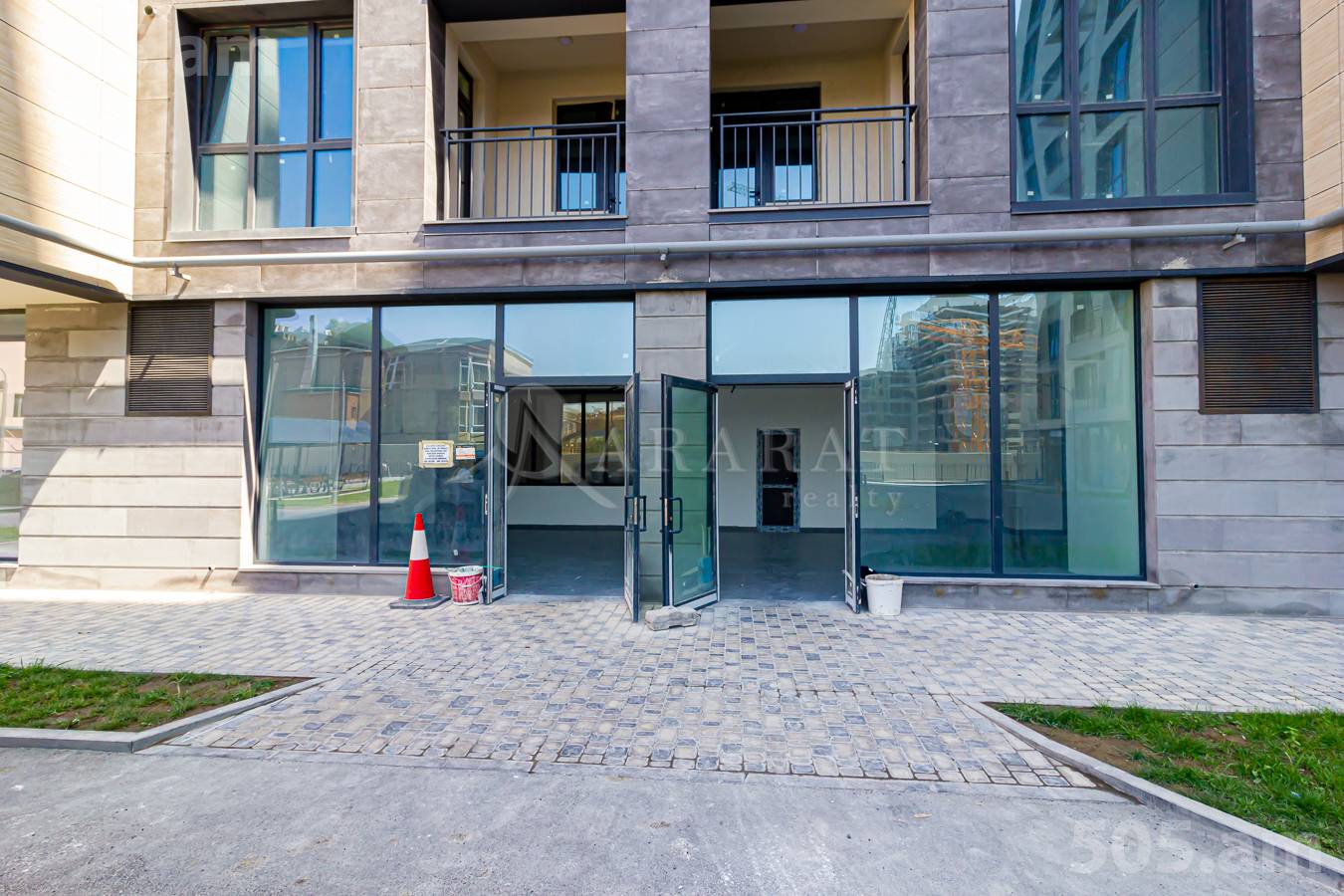 4 bedroom apartment for sale Leningradyan St, Adjapnyak Yerevan, 152685