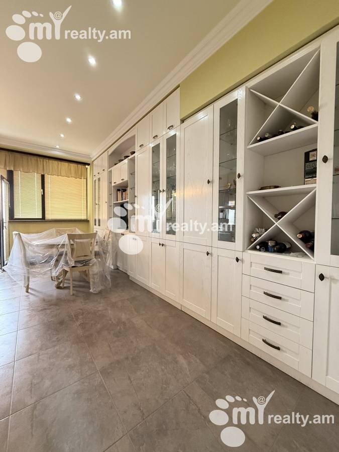 4 bedroom apartment for sale Keri St, Arabkir Yerevan, 161220