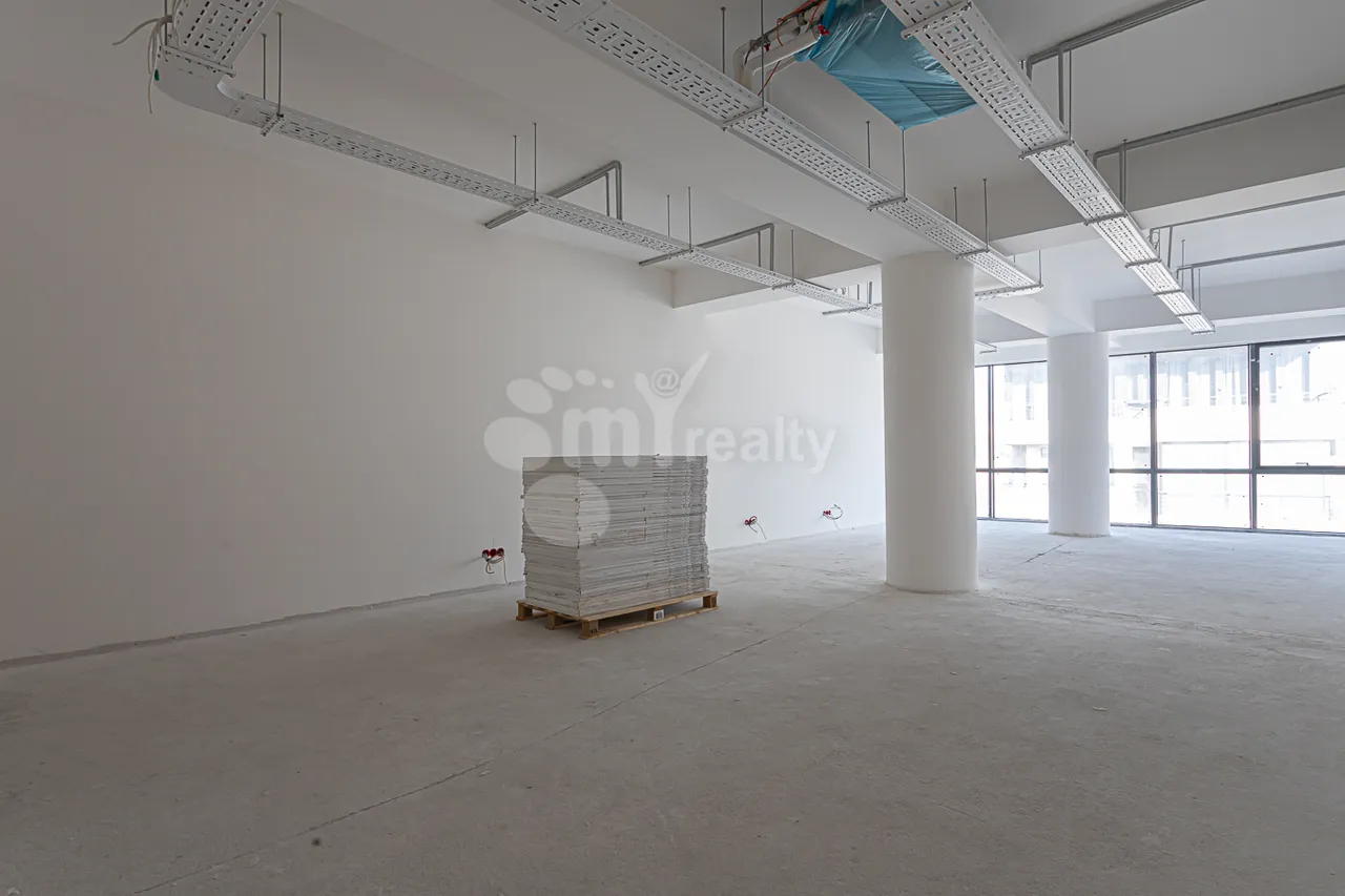 Commercial property for rent Azatutyan Ave, Arabkir Yerevan, 158322