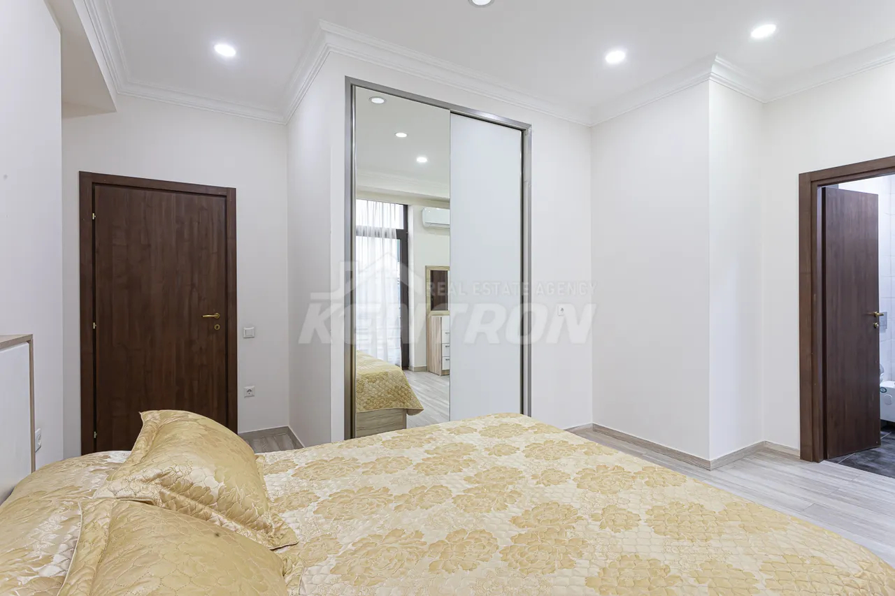 Снять 3 комнатную квартиру Г.Лусаворич ул, Центр Ереван, 159407