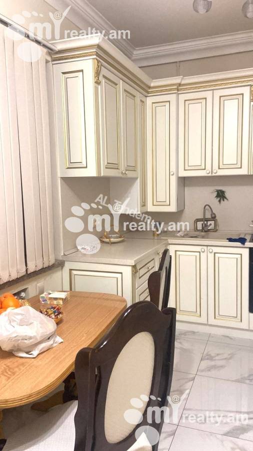 4 bedroom apartment for rent Tumanyan St, Center Yerevan, 155055