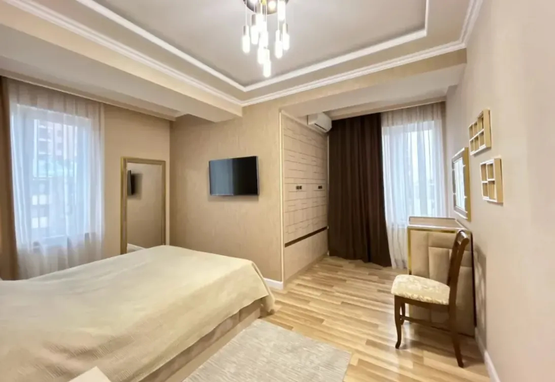 4 bedroom apartment for sale Pushkin St, Center Yerevan, 160639