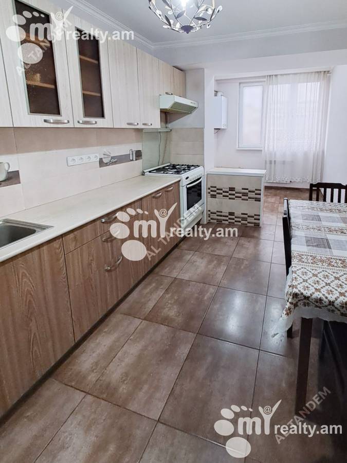 Снять 2 комнатную квартиру Вардананц ул, Центр Ереван, 160260