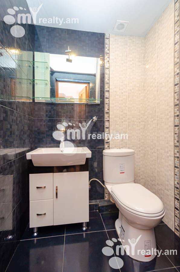 3 bedroom apartment for rent Riga St, Arabkir Yerevan, 139559