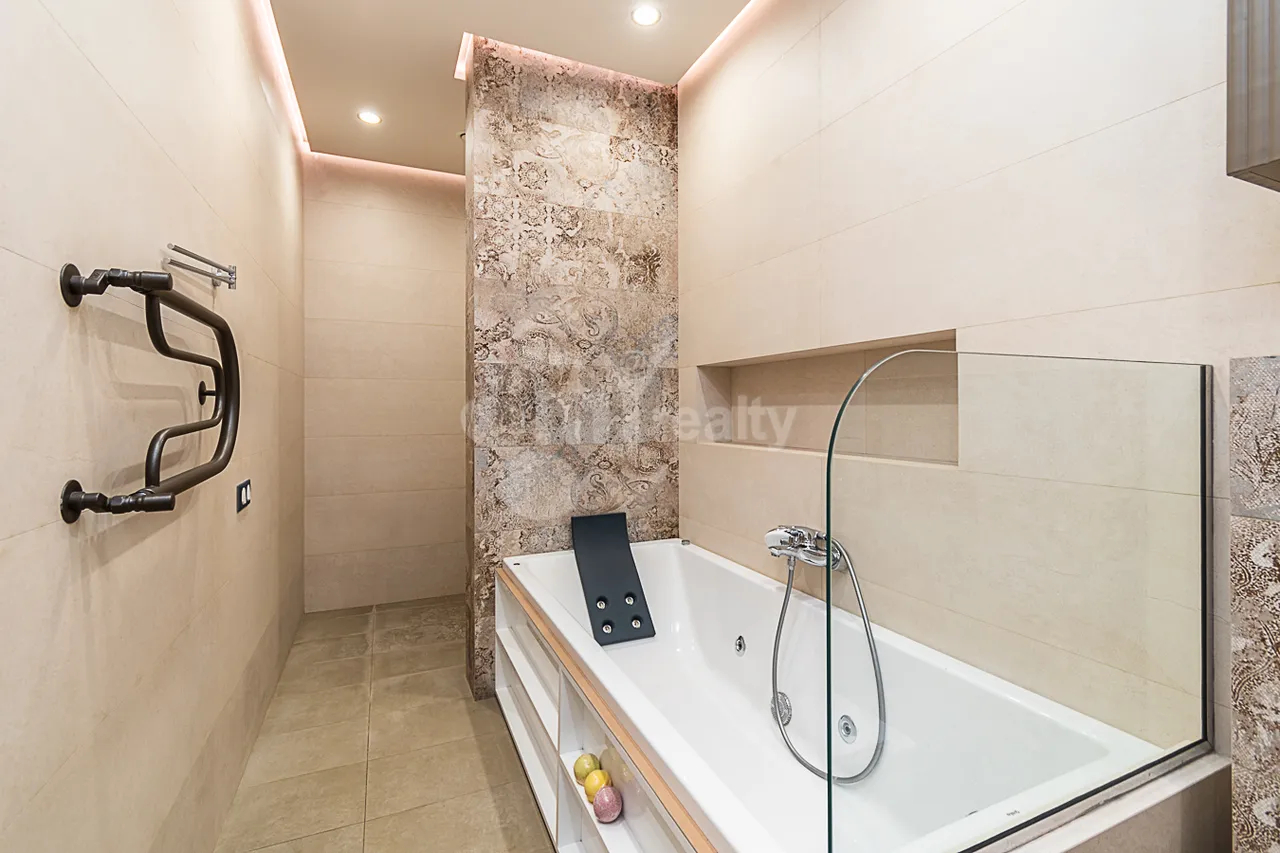 House for sale Noragyugh, Center Yerevan, 161037