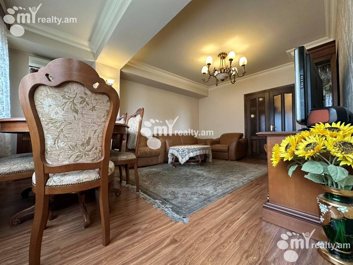 3 bedroom apartment for sale خیابان هر. کوچار, عربگیر ایروان, 159705
