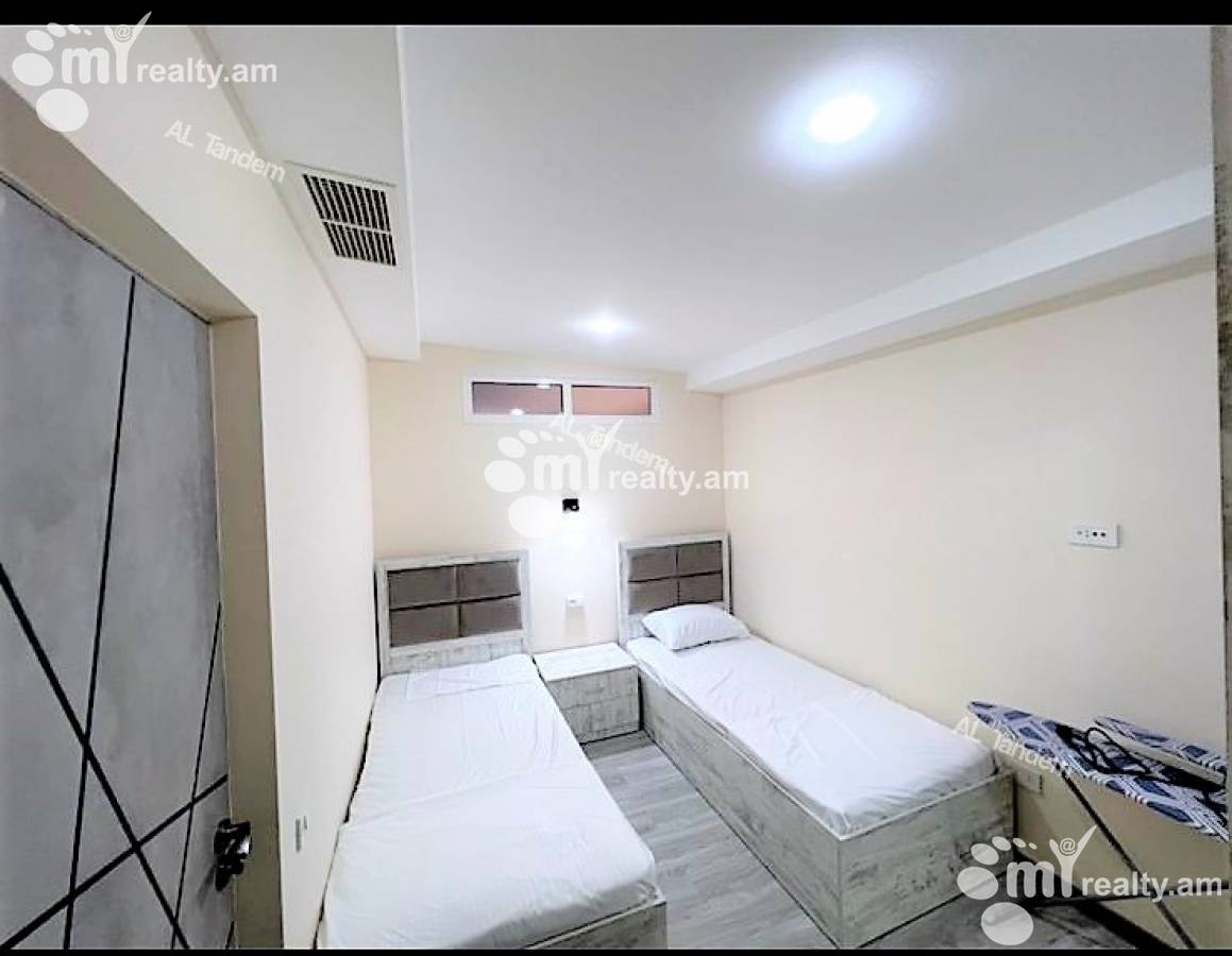 3 սենյականոց բնակարան  Աբովյան փող, Կենտրոն Երևան, 140263