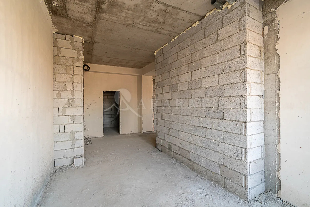3 սենյականոց բնակարան  Արշակունյաց պող, Կենտրոն Երևան, 161904