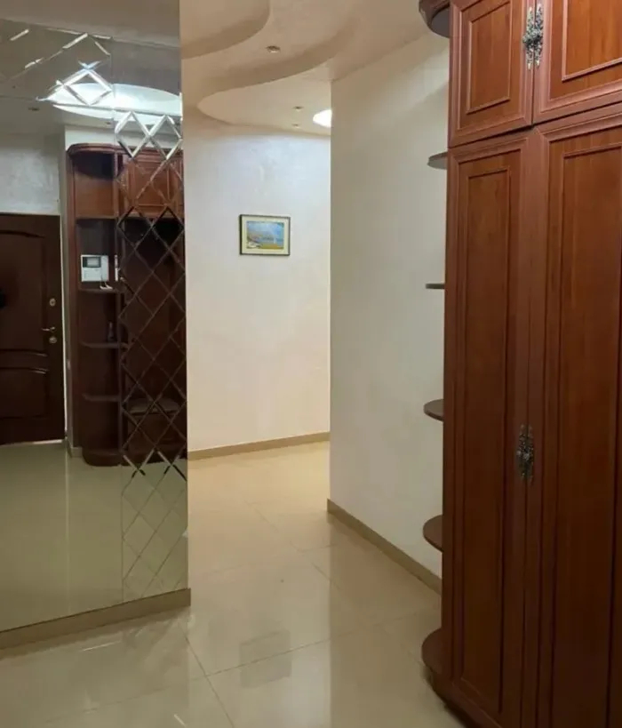3 bedroom apartment for rent (خیابان باقرامیان (کِنترون, مرکز شهر ایروان, 161529