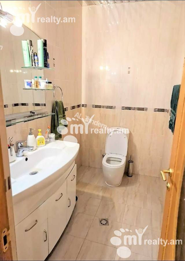 4 bedroom apartment for sale خیابان پوشکین, مرکز شهر ایروان, 140351