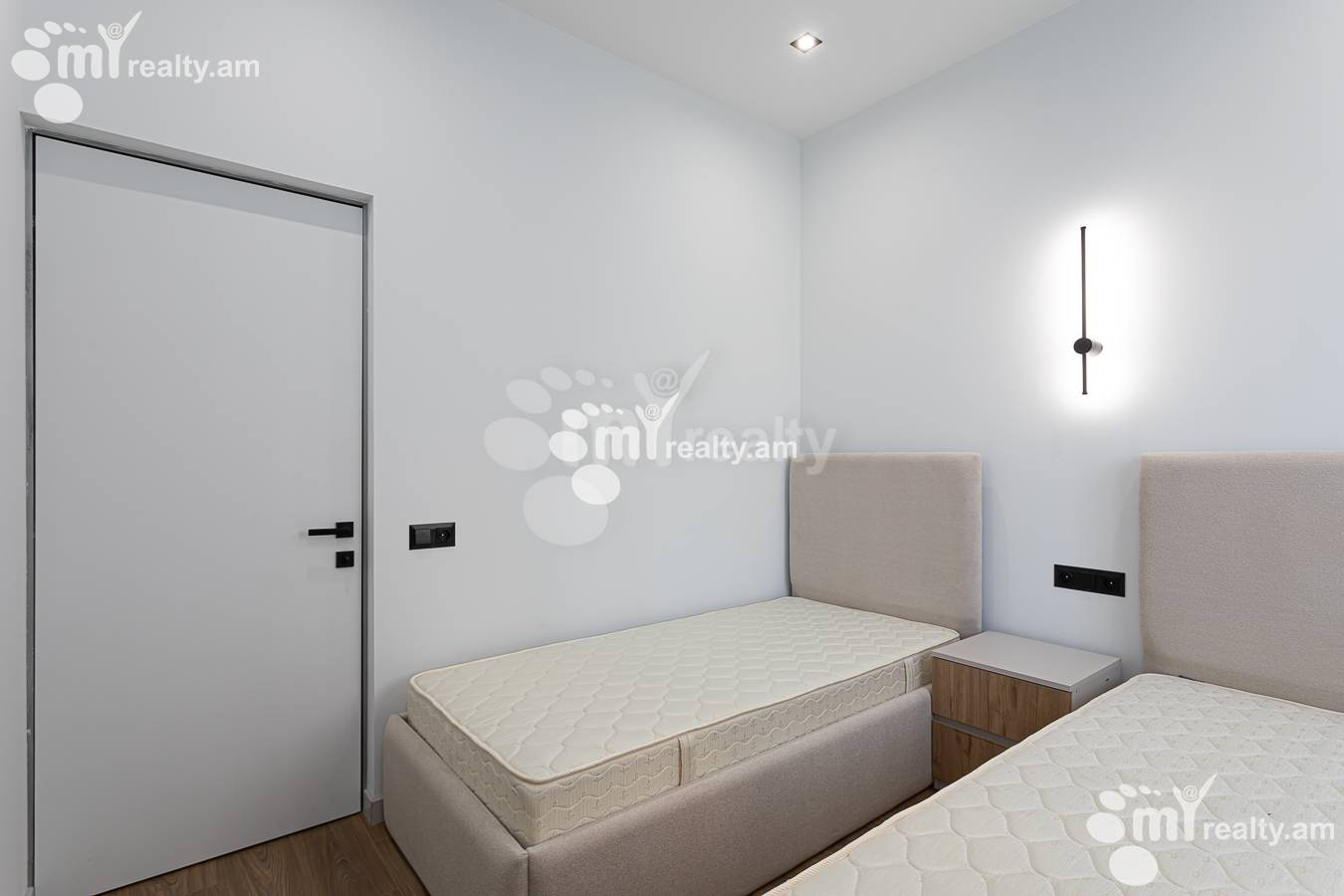 3 bedroom apartment for sale خیابان هانراپتوتیان کوچه 2, مرکز شهر ایروان, 156917