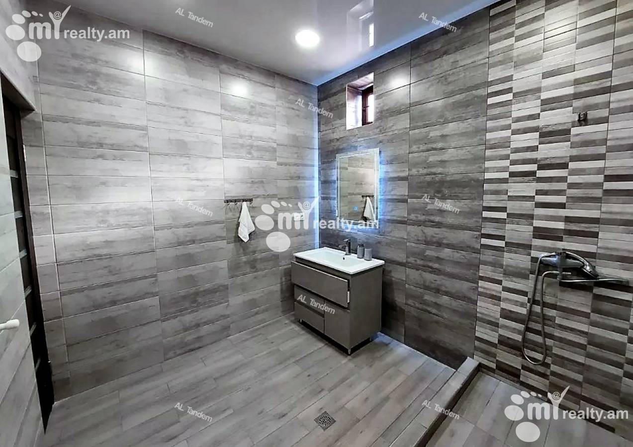 House for sale Abovyan dis, Avan Yerevan, 124324