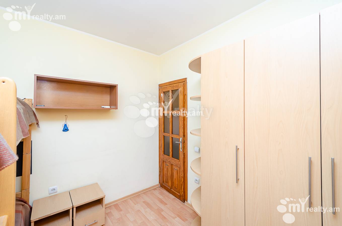 4 bedroom apartment for rent خیابان پوشکین, مرکز شهر ایروان, 151207